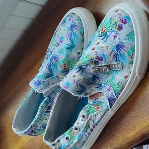 Blowfish Malibu slip on sneaker